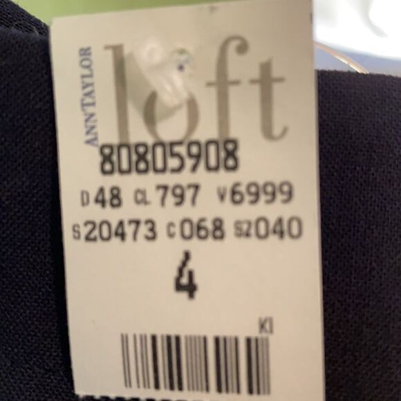 Ann Taylor navy 3 piece Suit - jacket, pants, skirt. Size 4 - Picture 9 of 9